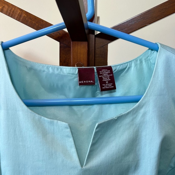 Beautiful turquoise dress - Picture 2 of 5